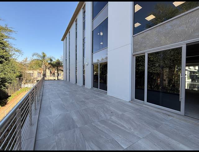 825M² OFFICE TO LET IN MELROSE ESTATE